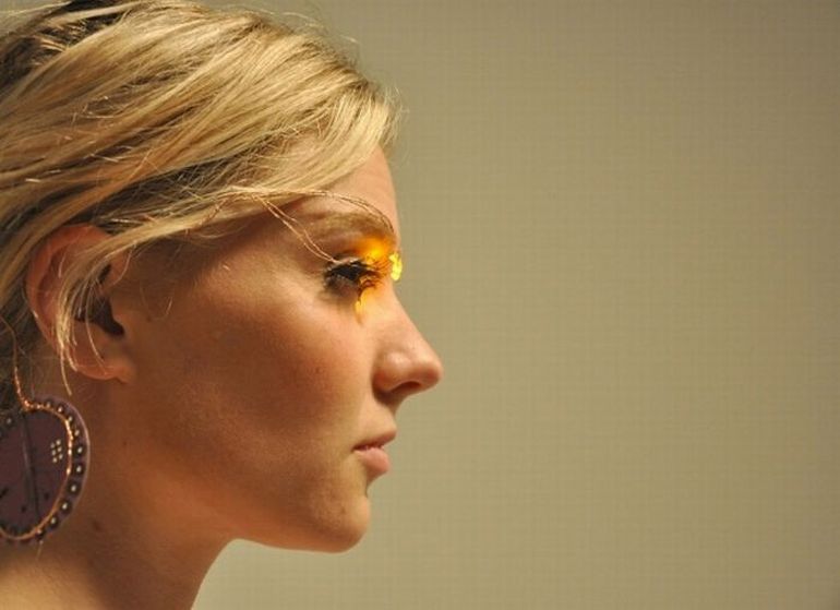 harika goz makyaji2-ea.jpg